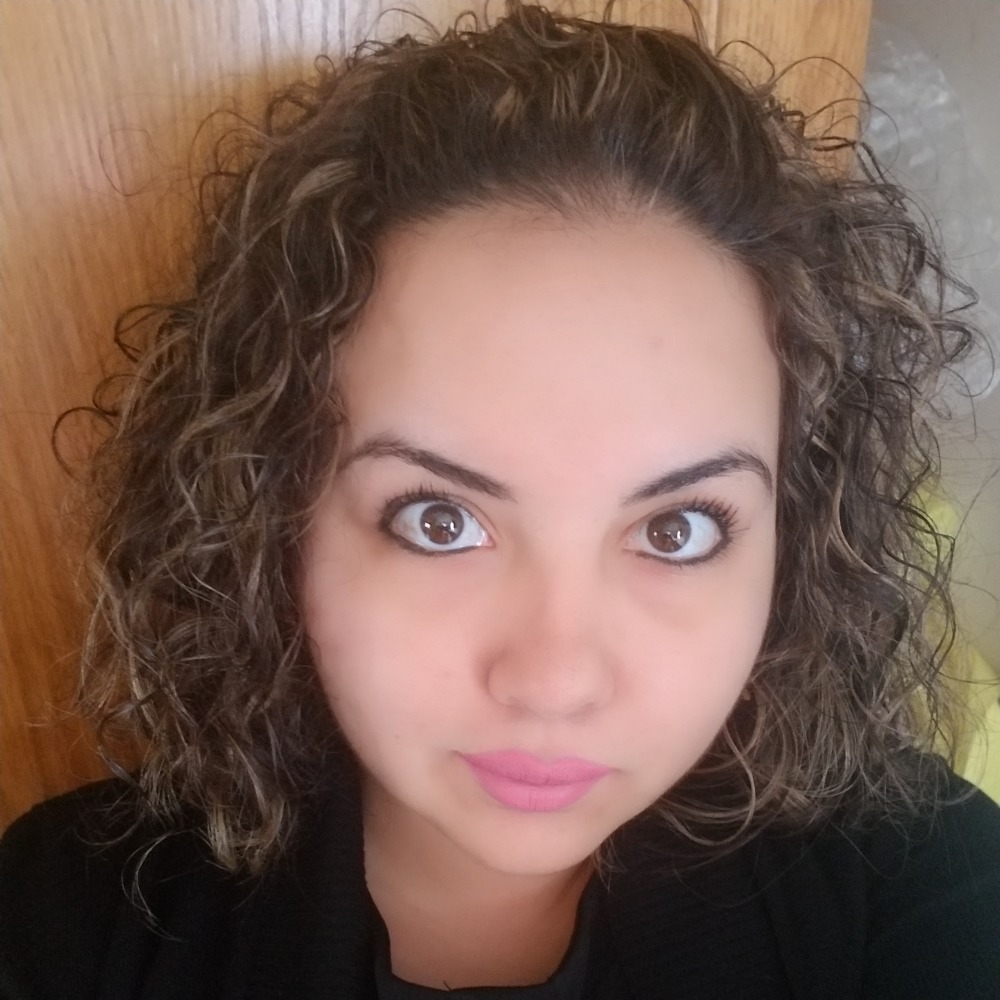 Meet your Posher, Maria